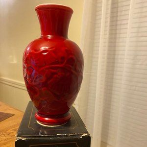 Vintage 1981 Avon Spring Bouquet Fragranced Vase-ORIENTAL RED